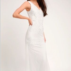 White Embroidered Lace Sleeveless Maxi Dress